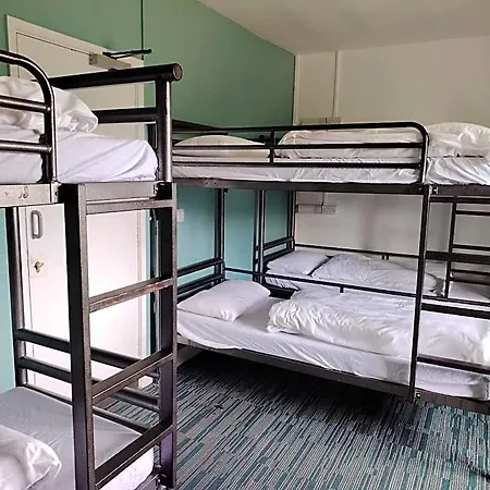 Yha Malham Hotel